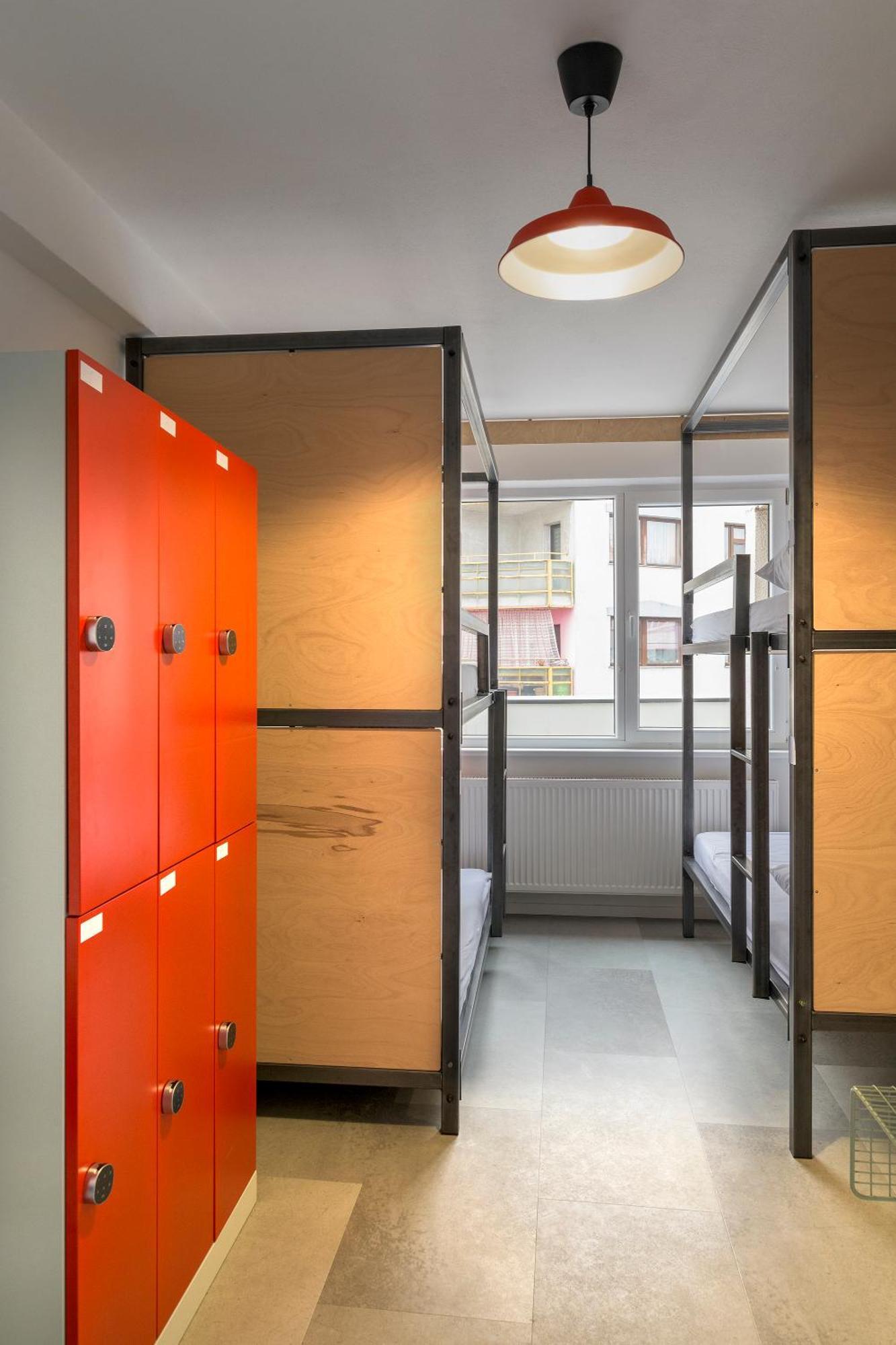Izy Stay Hostel Pozsony Kültér fotó
